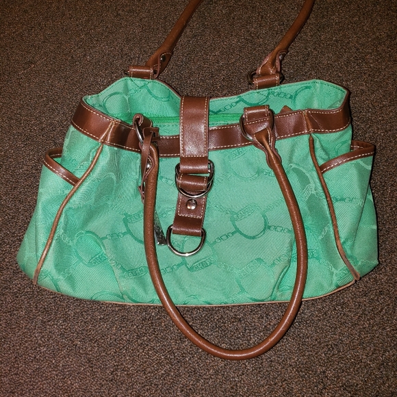 Purses - Picture 12 of 16